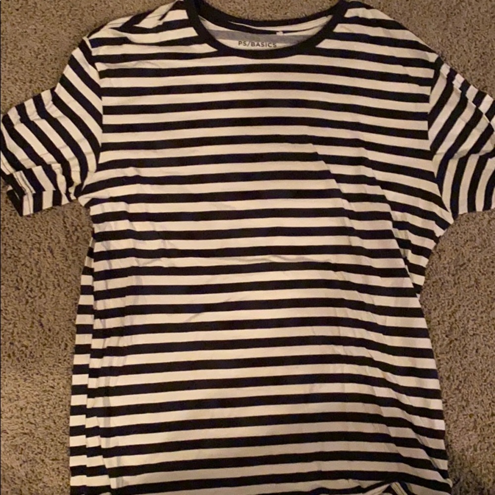 T-Shirt / PacSun / M